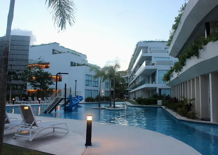 New Pool Clubhouse The Leaf Playacar * Playa del Carmen