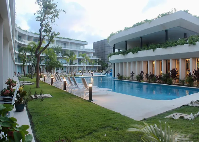 New Pool Clubhouse The Leaf Playacar Apartamento Playa del Carmen